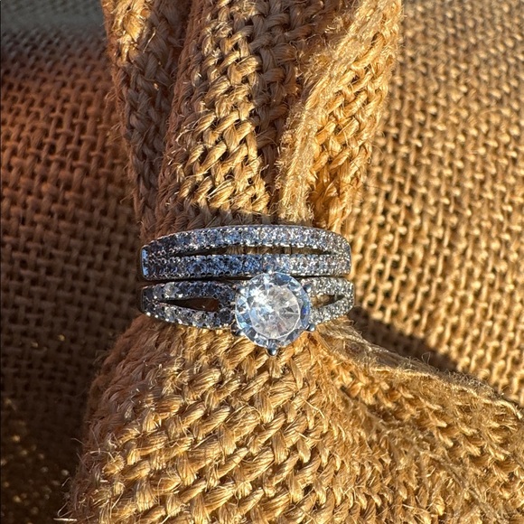 Wedding Engagement Elegant Silver Sparkle Pave Ring w Band Set Size 7 - Picture 10 of 11